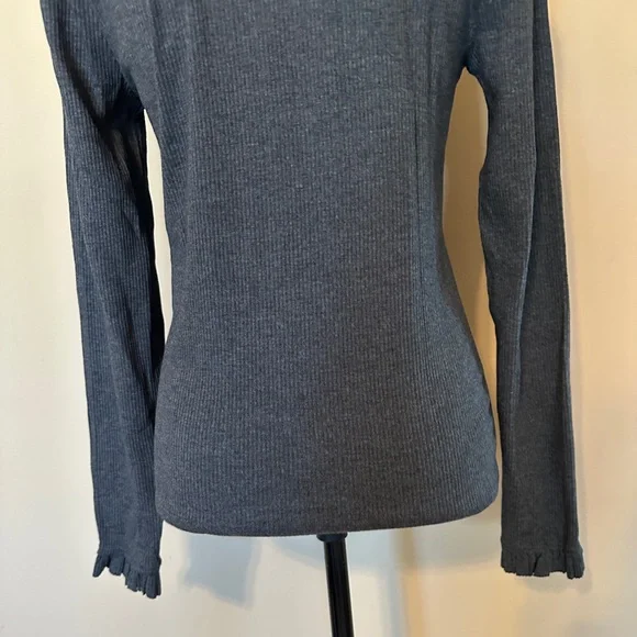 Vintage rib ruffle mockneck T shirt - Picture 7 of 10